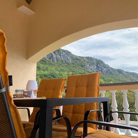 Apartman "Anna" Брибир Экстерьер фото