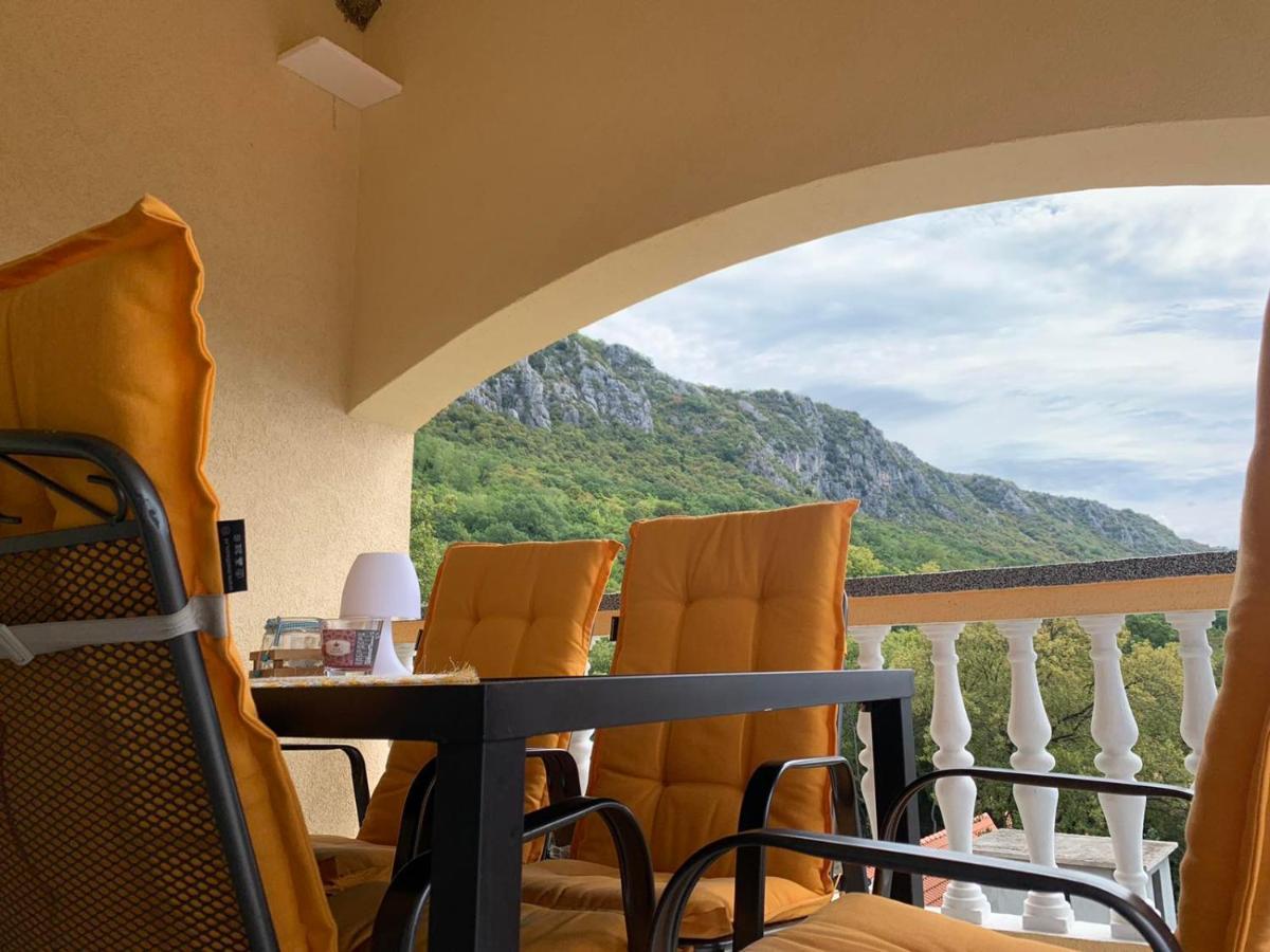 Apartman "Anna" Брибир Экстерьер фото